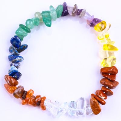Unregelmäßige Schotterschotter Heilende Energie Chakra Naturstein Armband OEM ODM