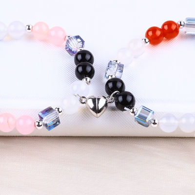 8mm Farb-Naturkristall Freundschaft Schmuck Abstand Armband Herzen Magnete Armband zum Geschenk
