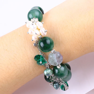 Handgefertigtes Edelstein-Perlen-Armband Grünes Chalzedon-Stein-Armband Verstellbares Peel-Charm-Armband Für das tägliche Tragen