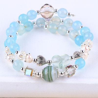8 mm mehrfaches Blau-Agat-Rundform-Perlen und weißes Süßwasser-Perlen-Verstellbares Armband