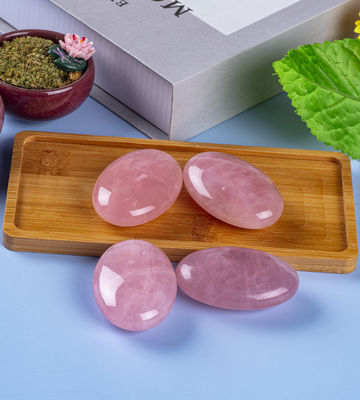 Natürliche Rose Quarz Palmstein Heilung Polsterte Tasche Rose Quarz Felsen Steine Sorgen Stein Angst Befreiung