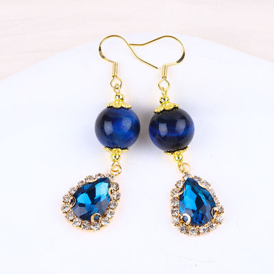 Custom 12mm Kristallstein Blau Tiger Auge mit blau funkelndem Tränen Tropfen Charme Kurzer Ohrring zum Geschenken