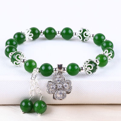 8MM Dunkler grüner Jade Stein mit Spinner Blumen Charme spirituelle Heilung Runde Form Stretch Perlen Armband
