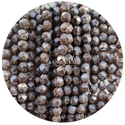 Großhandel Natürliche Kristall-Edelsteine Faceted Beads Faceted Loose Stone Bead Accessories Rhombus Bead Spacer für Schmuck