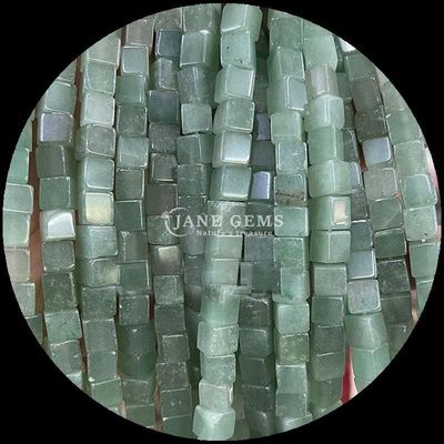 Würfel-Quadrat-Form Howlit Lapis Lazuli Loose Bead Strands für die DIY Schmuckherstellung