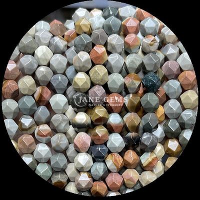 Vielfarbige Diamant-Fassetten-Perlen und blaue Sandsteinstränge für die Schmuckherstellung