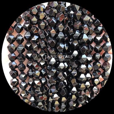 Blendende Diamantgeschnitte, mehrfarbige Edelsteinperlen, klares Quarz, Karnelian, lose Strähnen für exquisite Schmuckhandwerk